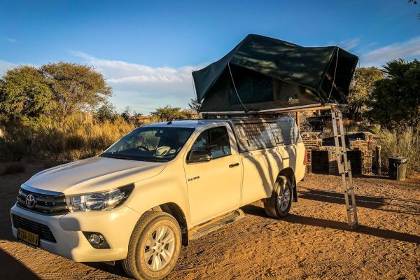 car hire Namibia with rooftop tents