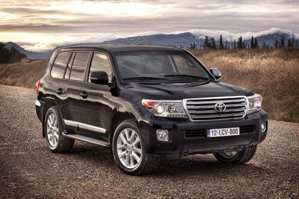 Toyota land cruiser v8