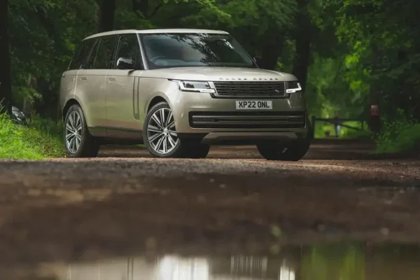 Range Rover House for Hire