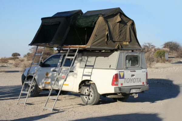 Toyota Hilux Double Cab (2-4 pax)